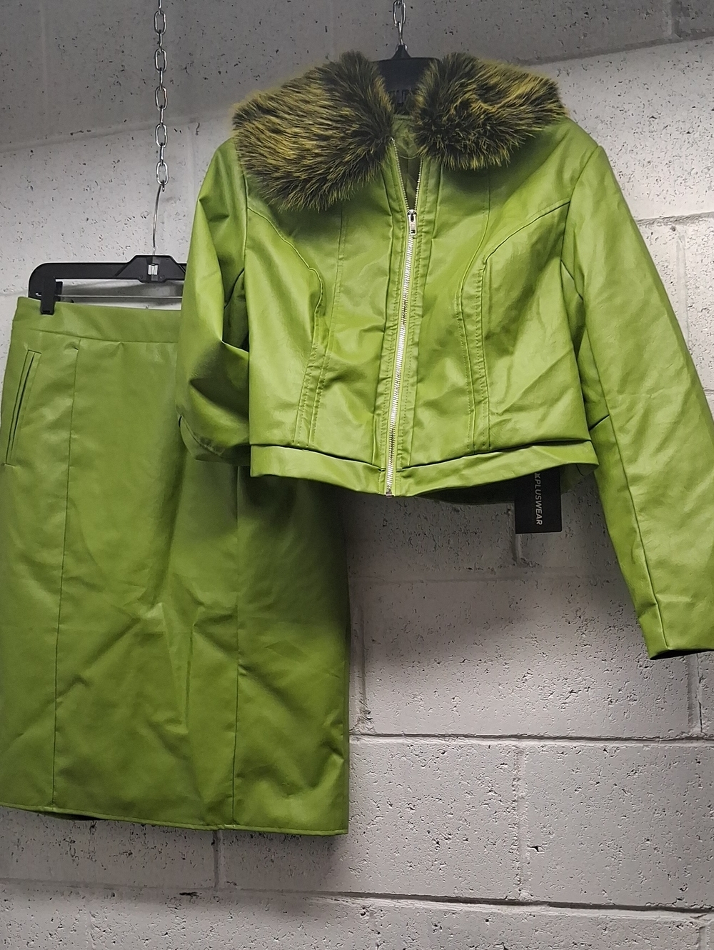 NWT Women’s XPLUSWEAR Lime Green Faux-Fur Collar Jacket & Matching Skirt